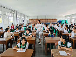 Российские педагоги проводят курсы русского языка для школьников города Янгона