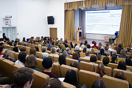 11 декабря в Университете Шукшина состоялось торжественное заседание Ученого совета, где директор Бийского филиала им. В.М. Шукшина выступила с подробным докладом, подводящим итоги прошедшего учебного года